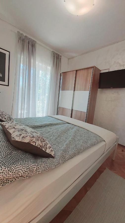 Apartments Lidija 우마그 외부 사진