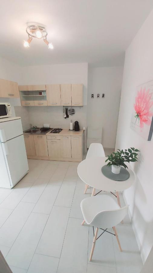 Apartments Lidija 우마그 외부 사진